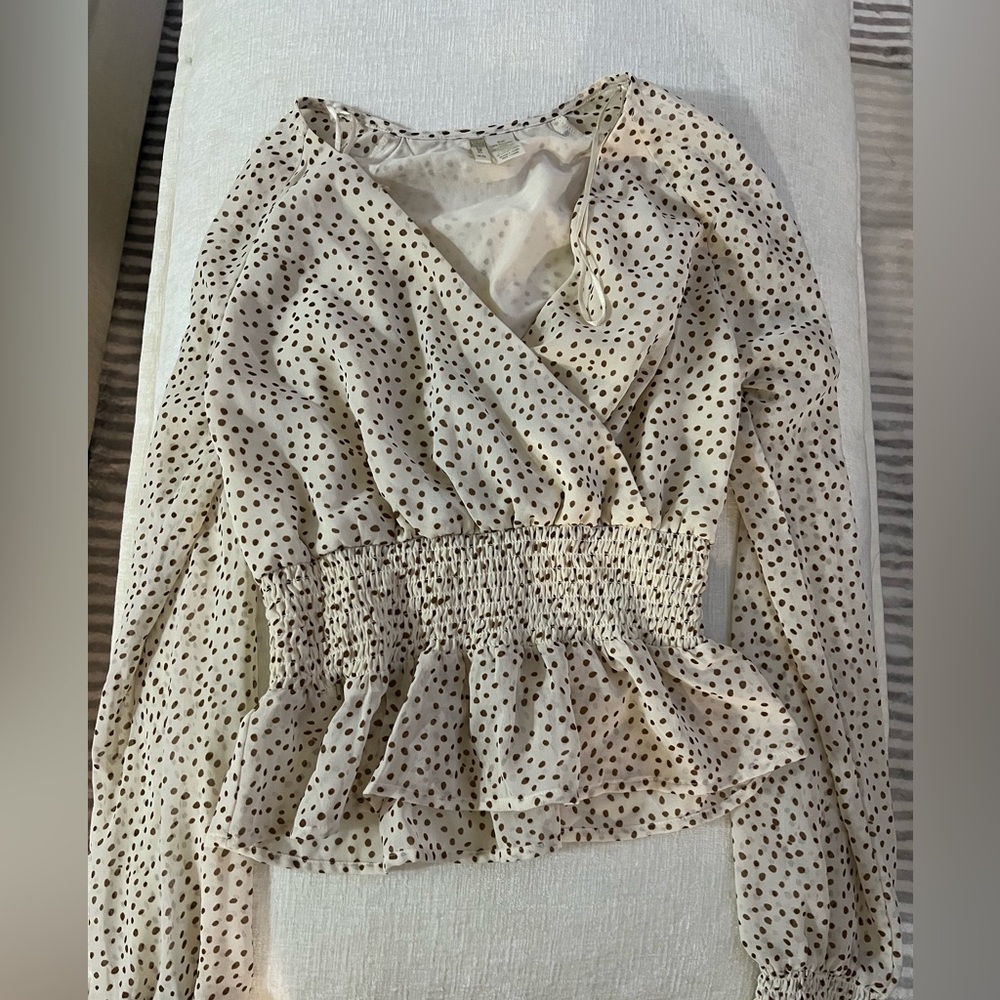 Polka dot long sleeve waits band blouse